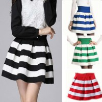 Falda uniformal colorial
